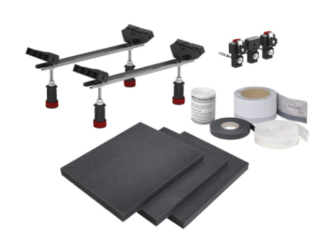 [1614C0904] Set montage isolation phonique MEPA WSgrip 3S+ pour baignoires en acier Kaldewei H 13.5-26.5 cm réglable 1 pied pour baignoire 2 traverses, 4 pieds à vis réglables en hauteur 4 capuchons ADS avec sous-couche en sylomère 3 ancrages de baignoire, dont 2 avec étrier de serrage 1 rouleau Aquaproof 4.0 m, bande d'étanchéité en butyle 1 rouleau de bande d'isolation acoustique 4.0 m 1 rouleau de bande de séparation de carrelage 4.0 m 1 rouleau de bande d'insonorisation 3.3 m 3 Tapis d'isolation acoustique avec matériel de fixation pour exigences accrues selon SIA 181